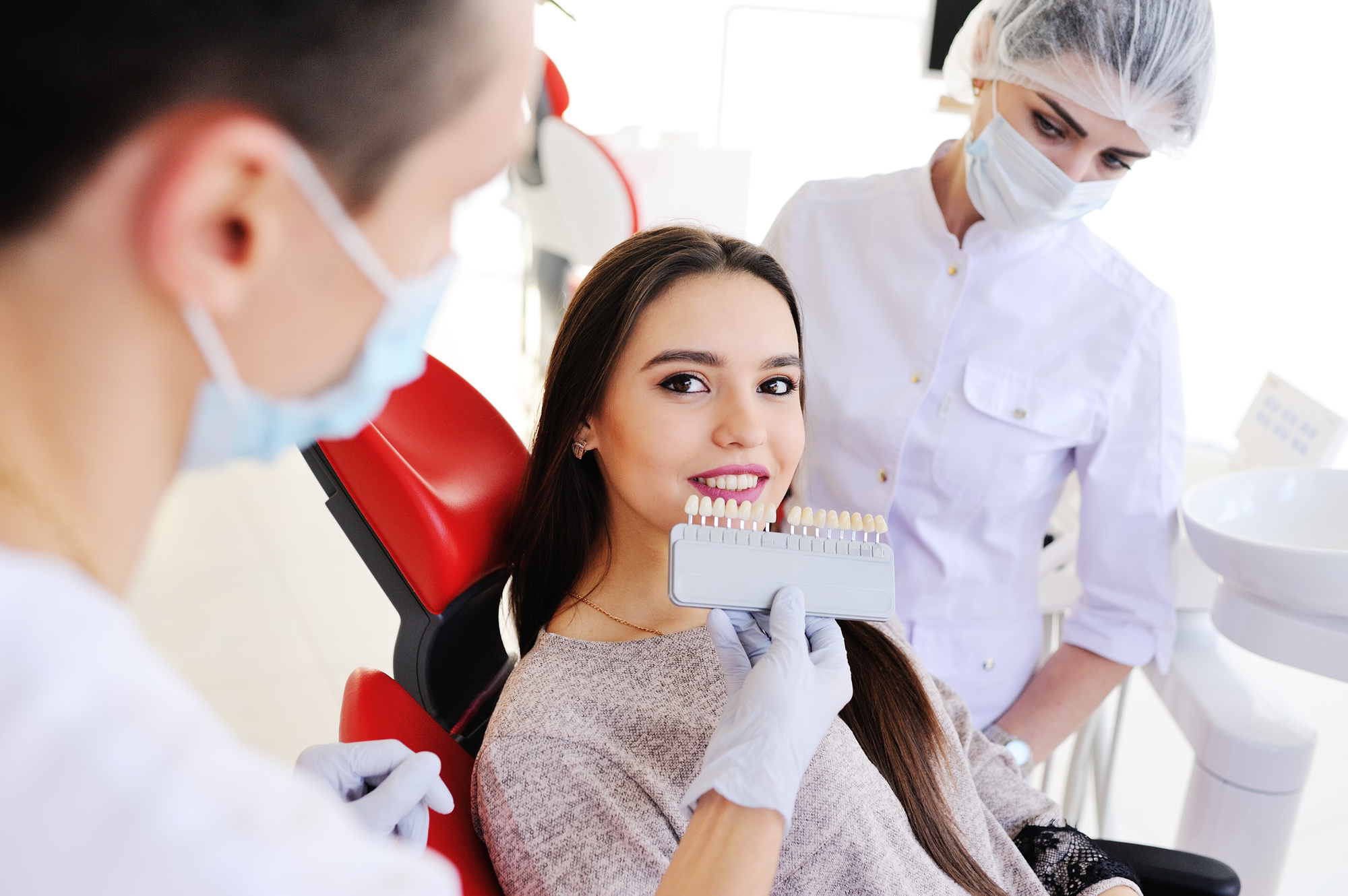 dental bonding vs veneers